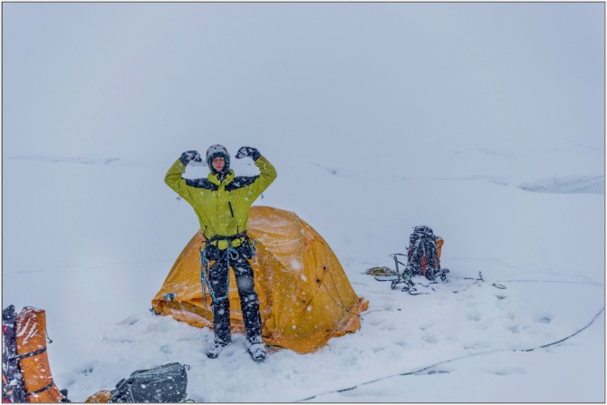 Перезимовать лето... Фотоотчёт (много картинок, мало текста, Горный туризм)