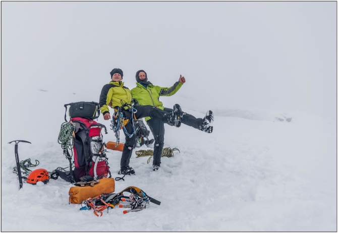 Перезимовать лето... Фотоотчёт (много картинок, мало текста, Горный туризм)