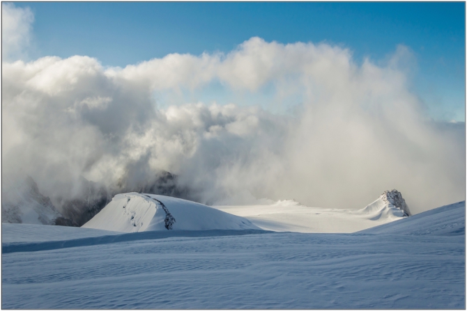 Перезимовать лето... Фотоотчёт (много картинок, мало текста, Горный туризм)