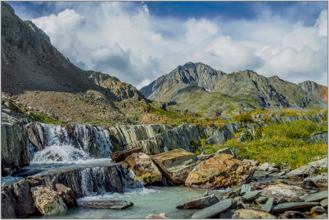 Перезимовать лето... Фотоотчёт (много картинок, мало текста, Горный туризм)