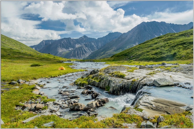 Перезимовать лето... Фотоотчёт (много картинок, мало текста, Горный туризм)