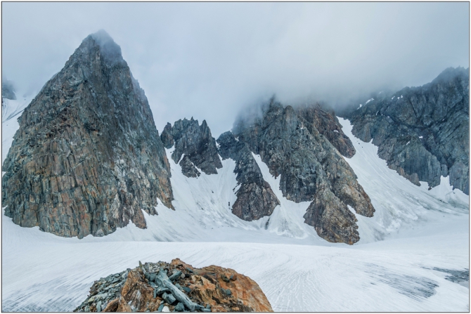 Перезимовать лето... Фотоотчёт (много картинок, мало текста, Горный туризм)