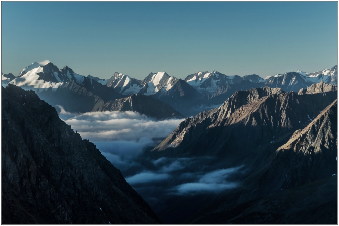 Перезимовать лето... Фотоотчёт (много картинок, мало текста, Горный туризм)