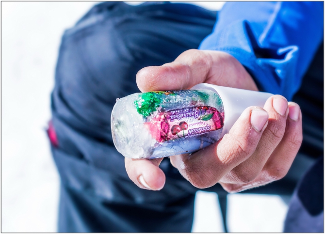 Перезимовать лето... Фотоотчёт (много картинок, мало текста, Горный туризм)