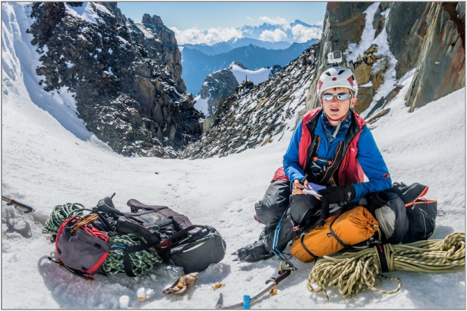 Перезимовать лето... Фотоотчёт (много картинок, мало текста, Горный туризм)