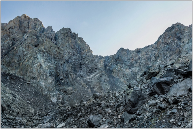 Перезимовать лето... Фотоотчёт (много картинок, мало текста, Горный туризм)