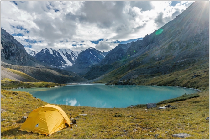 Перезимовать лето... Фотоотчёт (много картинок, мало текста, Горный туризм)