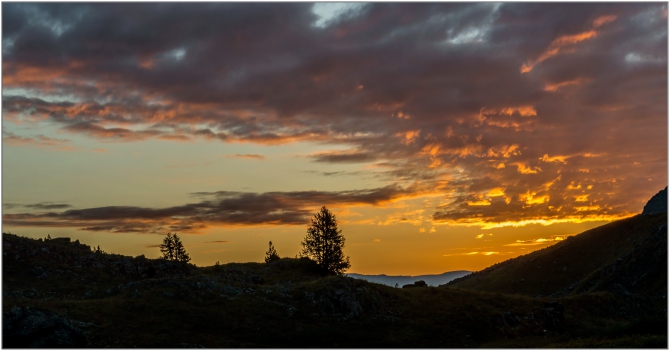 Перезимовать лето... Фотоотчёт (много картинок, мало текста, Горный туризм)