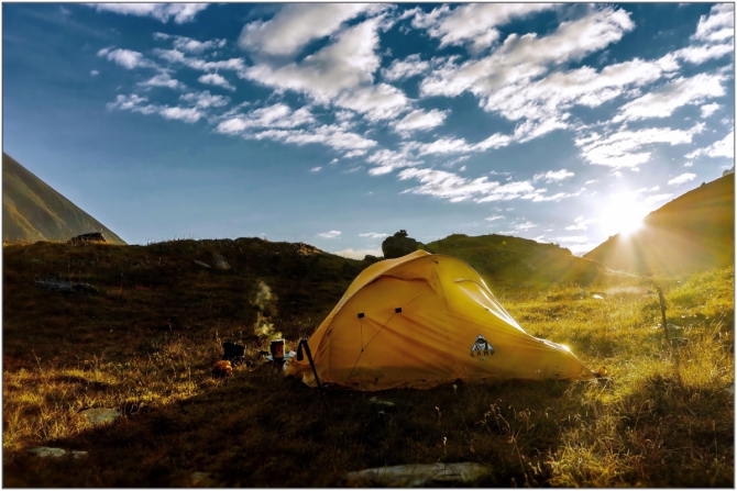 Перезимовать лето... Фотоотчёт (много картинок, мало текста, Горный туризм)