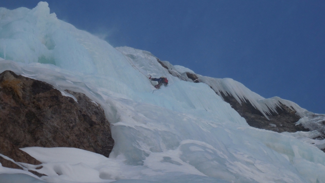 Катаракта. Анатомия приключения (Ледолазание/drytoolling)