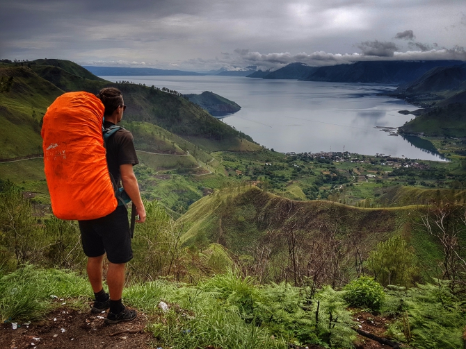 BASEjumping в Индонезии. Между двух стихий (бейсджампинг, бейс, индонезия, trip)