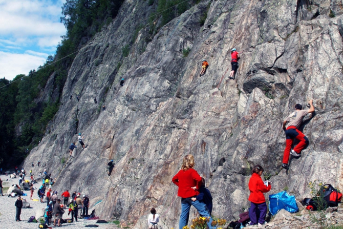 Несколько слов о «Приключении каждый день»! (Альпинизм, приключение каждый день, спецпроект, риск.ру, KeyMission 360, nikon, Истории Риска, аоста, вале, шамони, монблан)
