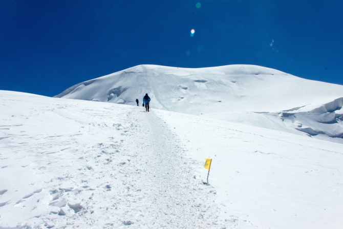 Пик Ленина. Какие ошибки не стоит делать, чтобы подняться на вершину, и немного красивых фотографий. (Альпинизм)