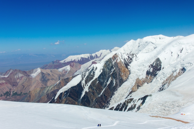 Пик Ленина. Какие ошибки не стоит делать, чтобы подняться на вершину, и немного красивых фотографий. (Альпинизм)