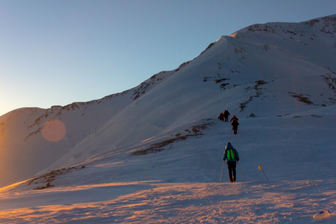Пик Ленина. Какие ошибки не стоит делать, чтобы подняться на вершину, и немного красивых фотографий. (Альпинизм)