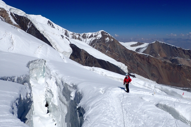 Пик Ленина. Какие ошибки не стоит делать, чтобы подняться на вершину, и немного красивых фотографий. (Альпинизм)