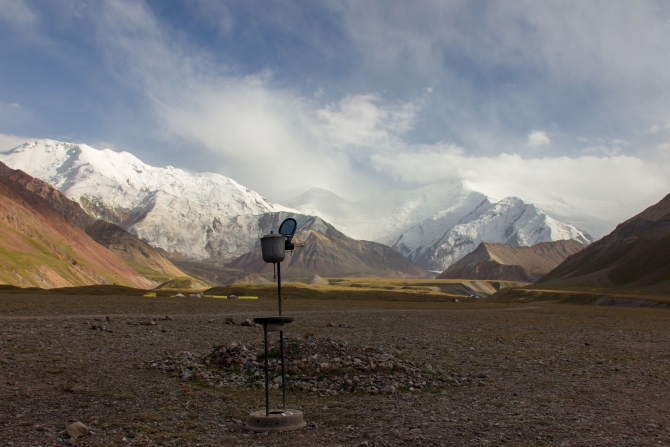 Пик Ленина. Какие ошибки не стоит делать, чтобы подняться на вершину, и немного красивых фотографий. (Альпинизм)