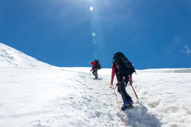 Пик Ленина. Какие ошибки не стоит делать, чтобы подняться на вершину, и немного красивых фотографий. (Альпинизм)