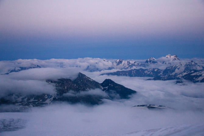 Приэльбрусье и его главная гора. Много фоток , Альпинизм)