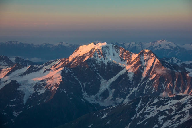 Приэльбрусье и его главная гора. Много фоток , Альпинизм)