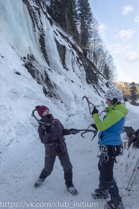 Впечатления об использовании ледовых инструментов Ice Rock и SIMOND (Ледолазание/drytoolling)