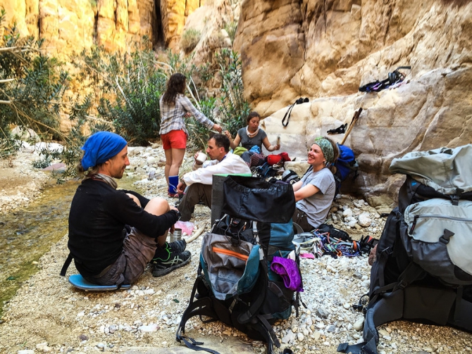 Треккинг и каньонинг в Иордании. Часть 3. Wadi Assal. Медовое ущелье (Горный туризм)