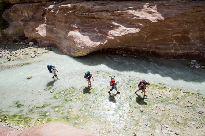 Треккинг и каньонинг в Иордании. Wadi Hasa. Самый длинный пешеходный каньон (Горный туризм)