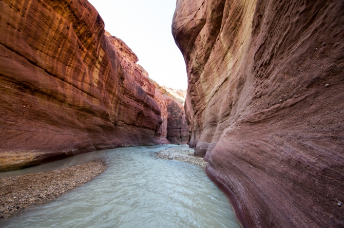 Треккинг и каньонинг в Иордании. Wadi Hasa. Самый длинный пешеходный каньон (Горный туризм)