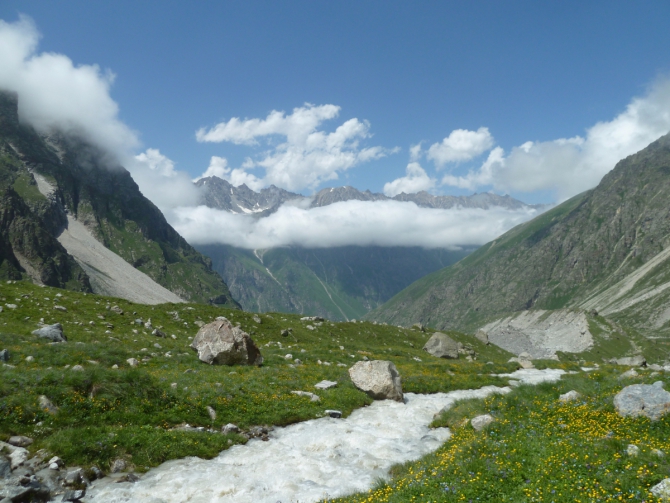 Детский трекинг в Безенги (Путешествия, дети)