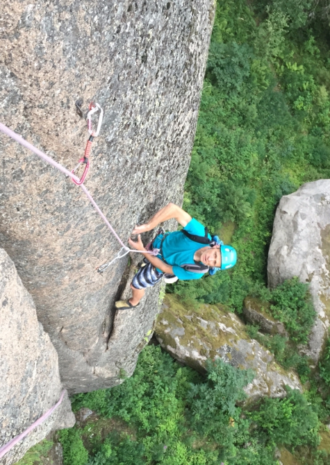 Безопасность на скалах. Первый Столб "Перепробивка". (Скалолазание, венто, Petzel, фар, терехин василий, пробивка скал, реболтинг, Певый столб)