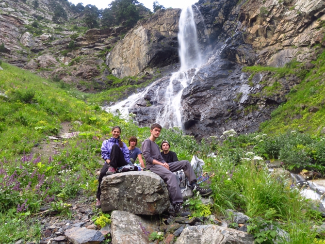Дигория. Страна водопадов. (Альпинизм, сборы, ГСК Крокус, гроза, лето, альпсборы, таймази)
