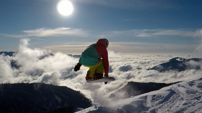 На всю зиму в горы: месяц 1 (Горные лыжи/Сноуборд, фрирайд, сноуборд, красная поляна, 2017, роза хутор, круглое путешествие, видео)