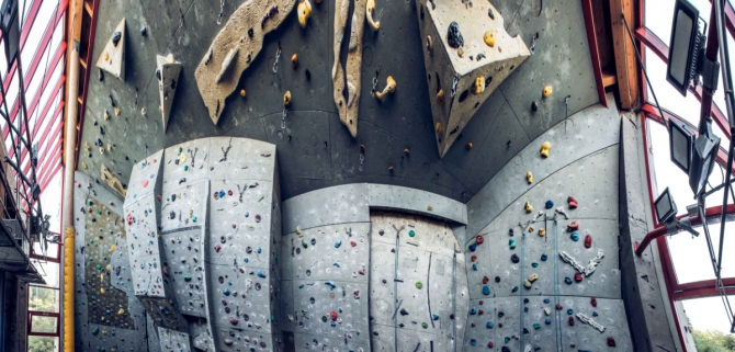 DAV Kletterzentrum. Hamburg (Скалолазание, скалолазание, скалодром, Скалодромия, скалолаз, скалолазный зал, скалолазание в зале)