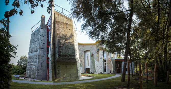 DAV Kletterzentrum. Hamburg (Скалолазание, скалолазание, скалодром, Скалодромия, скалолаз, скалолазный зал, скалолазание в зале)