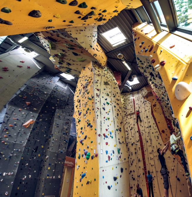 DAV Kletterzentrum. Hamburg (Скалолазание, скалолазание, скалодром, Скалодромия, скалолаз, скалолазный зал, скалолазание в зале)