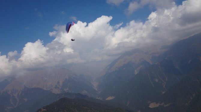 Бивак-флай на параплане в Северо-западной части Гималаев (Воздух, бивак флай, гималаи, индия, бир, полеты)