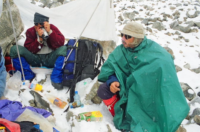 Фильм "В тени Конгуртага" или перевал в 52 веревки. (Альпинизм, китайский памир, кашгарские горы, агалистан, пик николаева)