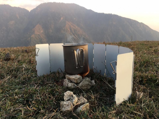 Бивак-флай на параплане к пику горы Даинкунд в Северо-западной части Гималаев (Воздух, полеты, гималаи, индия)