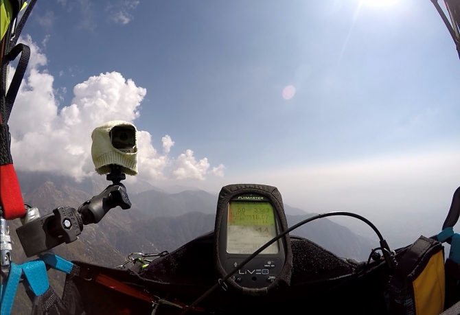 Бивак-флай на параплане к пику горы Даинкунд в Северо-западной части Гималаев (Воздух, полеты, гималаи, индия)