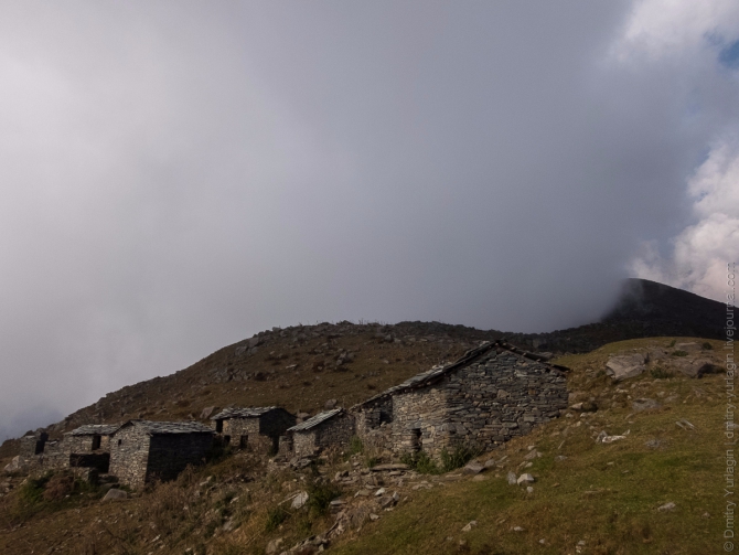 Индия, Гималаи, Полет до Драмсалы и обратно с ночевкой (Воздух, бир, Драмсала, бивак-флай, полеты, параплан, пилот)