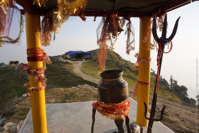 Индия, Гималаи, Полет до Драмсалы и обратно с ночевкой (Воздух, бир, Драмсала, бивак-флай, полеты, параплан, пилот)