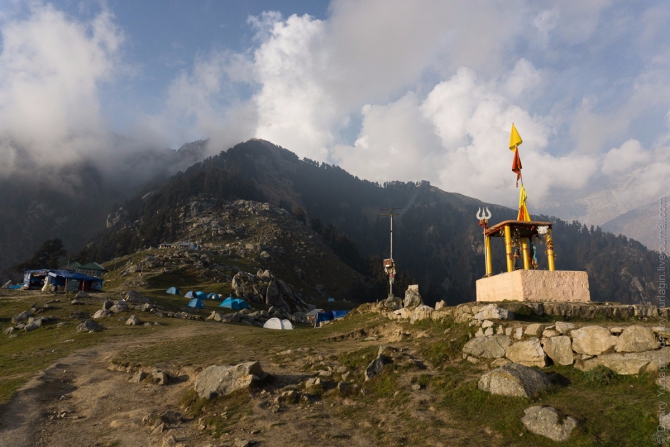 Индия, Гималаи, Полет до Драмсалы и обратно с ночевкой (Воздух, бир, Драмсала, бивак-флай, полеты, параплан, пилот)