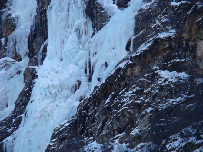 Кризис отношений (Ледолазание/drytoolling, фестиваль juice, таймази, северная осетия, дигория, ледолазание)