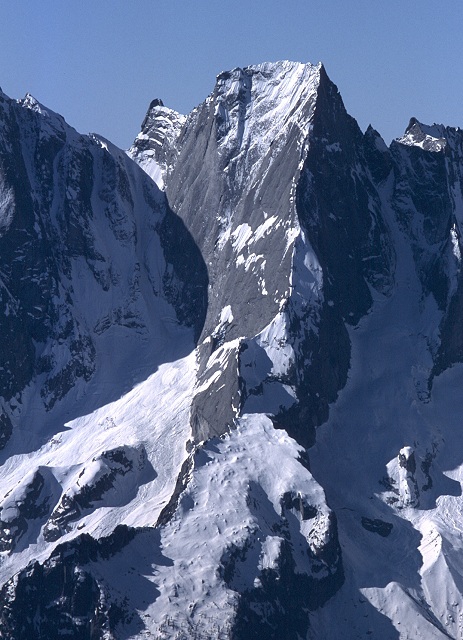 Болдеринговый фестиваль Melloblocco-2009 на майских праздниках (Скалолазание, val di mello, val masino, италия, меллоблокко)