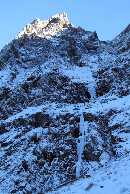 Ледолазанье. Кавказ. Северная Осетия. Ущелье Мидаграбин. (Альпинизм, альпинизм)