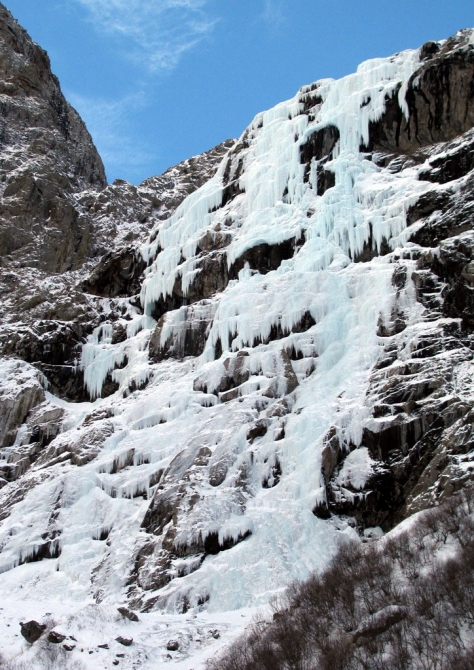 Ледолазанье. Кавказ. Северная Осетия. Ущелье Мидаграбин. (Альпинизм, альпинизм)