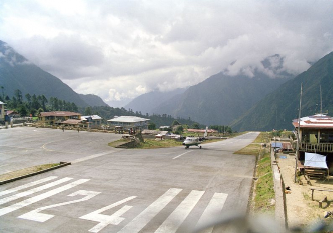 Рассказ славного испанского парня Санти Падроса о его восхождениях на Ама Даблам. С прологом и эпилогом. (Альпинизм, гималаи, франческо фацци, петер томко, свободный тибет 2065)