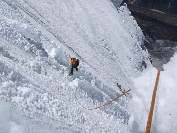 Рассказ славного испанского парня Санти Падроса о его восхождениях на Ама Даблам. С прологом и эпилогом. (Альпинизм, гималаи, франческо фацци, петер томко, свободный тибет 2065)