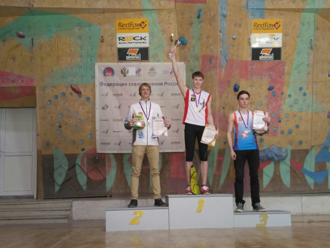 Первенство России и ВЮС «Янтарные вершины-2017» в Калининграде: итоги (Скалолазание, скалолазание, всероссийские юношеские соревнования, скорость, трудность, боулдеринг, юлия пантелеева, елена красовская)