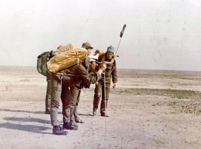 Следов пустынных вьётся лента... Часть 1. Кызылкум. (Путешествия)